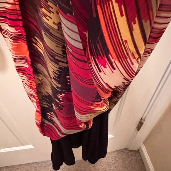 Abstract Red Multi-Print Maxi Dress – Size 12 - Picture 8 of 10